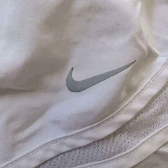 Nike dri fit tempo shorts - Picture 4 of 4